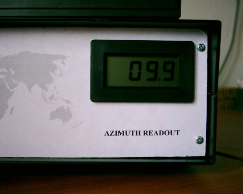 LCD voltemeter showing 99 degrees